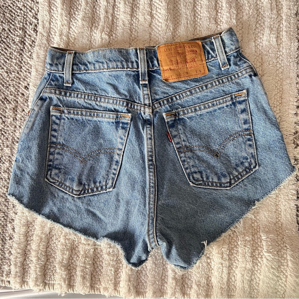 Levi’s high waisted shorts